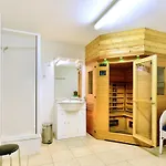 Elegant Villa With Sauna Durbuy