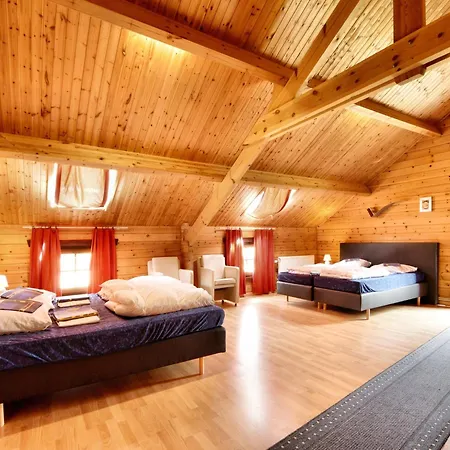 Elegant With Sauna Chalet *