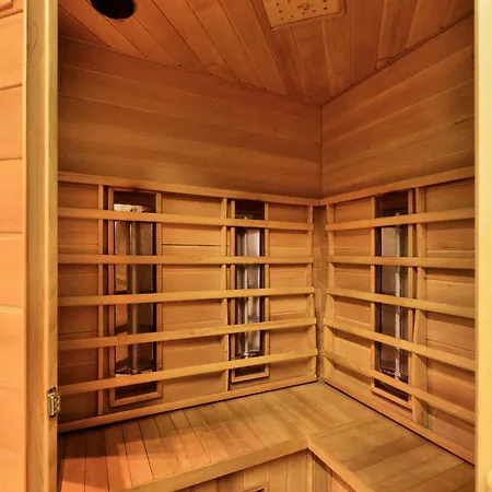 Chalet Elegant With Sauna Durbuy