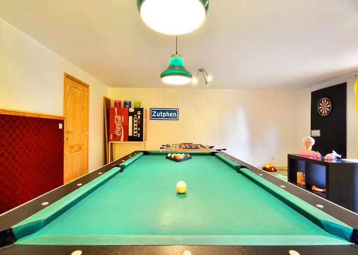 Elegant With Sauna *